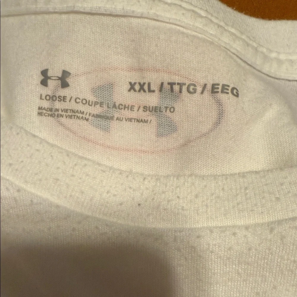 Under Armour Men's White Tee with Red Stripe - Picture 2 of 2